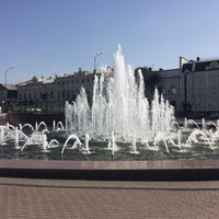 Photo taken at Музыкальный Фонтан by Yuri G. on 9/23/2017