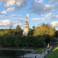 Photo taken at Храм Илии Пророка (Воздвижения Креста Господня) в Черкизове by Yuri G. on 9/15/2020