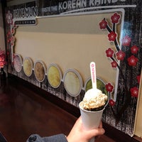 Photo taken at Ihwamun Ice Cream by Mario L. on 3/11/2018