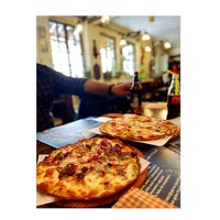 2/26/2022にMaryam R.がHollywood Pizzaで撮った写真