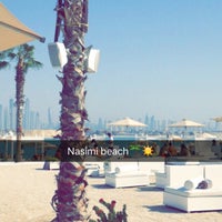 Photo taken at WHITE Beach Dubai by Gigiloria on 11/7/2015