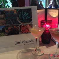Foto scattata a Jonathan&amp;#39;s Restaurant Concerts &amp;amp; Special Events da Meaghan C. il 5/26/2016