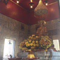 Photo taken at Somdet Phra Bawornrajchao Maha Sura Singhanat Monument by Thoranin T. on 10/26/2017