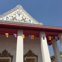 Photo taken at Wat Chantharam Worawihan by Thoranin T. on 1/14/2018