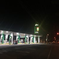 Photo taken at Gasolinera by Jorge C. on 2/17/2017