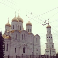 Photo taken at Храм Воскресения Христова by Kat B. on 10/5/2014