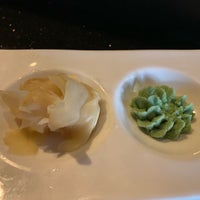 Foto diambil di Nakama Sushi Restaurant &amp;amp; Lounge oleh David M. pada 9/21/2019