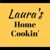 Foto tirada no(a) Laura&amp;#39;s Home Cookin&amp;#39; por Laura&amp;#39;s Home Cookin&amp;#39; em 11/9/2015