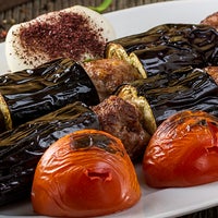 Foto diambil di Köşkeroğlu Baklava &amp;amp; Restaurant oleh Köşkeroğlu Baklava &amp;amp; Restaurant pada 6/8/2017
