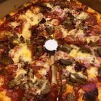 รูปภาพถ่ายที่ Hasbrouck Heights Pizza โดย Angela K. เมื่อ 4/2/2021