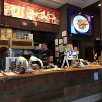 7/1/2017 tarihinde Angela K.ziyaretçi tarafından Kudo Society Cafe'de çekilen fotoğraf