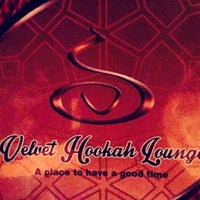 Foto tirada no(a) Velvet Hookah Lounge por Ayman M. em 11/15/2015