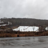 รูปภาพถ่ายที่ Shawnee Mountain Ski Area โดย Carl S. เมื่อ 3/21/2019