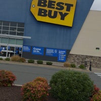 Photo taken at Best Buy by Carl S. on 10/28/2020