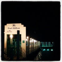 Снимок сделан в Port Waikiki Cruises, Hawaii Nautical, Hilton Pier пользователем K s. 11/27/2012