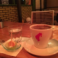 Das Foto wurde bei Kadıköy Cafe &amp;amp; Restaurant von Yılmaz S. am 3/27/2017 aufgenommen