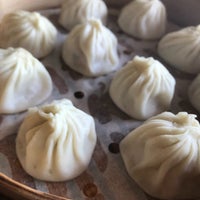 Photo taken at eLoong Dumplings by Irene M. on 8/10/2018