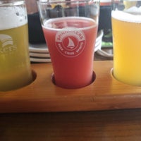 Photo taken at Spinnakers Gastro Brewpub by Dave S. on 8/20/2021