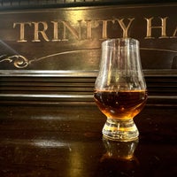 Photo taken at Trinity Hall Irish Pub and Restaurant by  ℋumorous on 6/6/2021