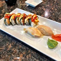Foto tomada en MK&amp;#39;s Sushi  por  ℋumorous el 7/3/2021
