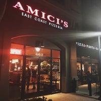 Photo taken at Amici&amp;#39;s East Coast Pizzeria by Gary W. on 12/31/2015