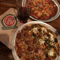 Foto tirada no(a) Glass Nickel Pizza Co. - Madison East por Megan H. em 12/15/2017