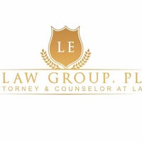 รูปภาพถ่ายที่ Le Law Group โดย Thinh L. เมื่อ 2/18/2016
