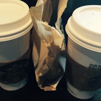 Photo taken at Starbucks by Marina 💃🏼🎧 T. on 10/3/2015