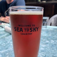Photo taken at Howe Sound Inn and Brewing Company by Lee J. on 6/25/2020