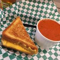 Photo taken at Everdine&amp;#39;s Grilled Cheese Co. by Juei L. on 1/29/2020