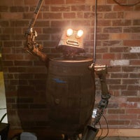 Photo taken at Wooden Robot Brewery by Christopher P. on 1/22/2023