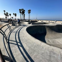 Photo taken at Venice Beach Skate Park by Felipe S. on 9/26/2023