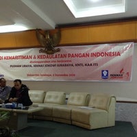 Review Universitas Surabaya (UBAYA)