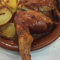 9/17/2016 tarihinde Ricardo G.ziyaretçi tarafından Mesón Restaurante  El Segoviano'de çekilen fotoğraf