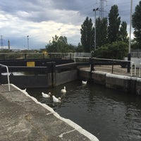 Photo taken at Picketts Lock by Martin on 7/29/2015