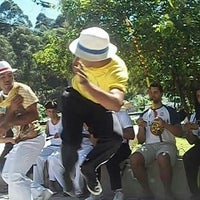 Photo taken at Drogasil by Escola de capoeira nascentes de angola P. on 6/10/2016