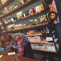 9/20/2016 tarihinde Алексей И.ziyaretçi tarafından Electricity Bar &amp;amp; Vape Shop'de çekilen fotoğraf
