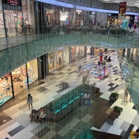 รูปภาพถ่ายที่ Kings Avenue Mall โดย N A J D 💁🏻‍♂️ เมื่อ 6/23/2022