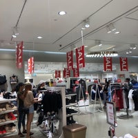 Photo taken at H&amp;amp;M by Nichapat A. on 6/16/2019