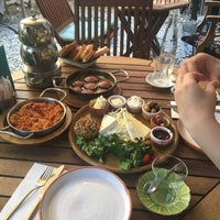 Das Foto wurde bei Kahvealtı Kafe von Dilruba am 9/7/2017 aufgenommen