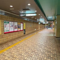 Photo taken at Ushigome-kagurazaka Station (E05) by どんぐり on 1/26/2023