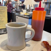 Photo taken at Elmo&amp;#39;s Diner by Michael M. on 2/18/2023