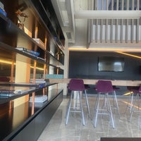 Foto scattata a Ramada Hotel &amp;amp; Suites Kemalpaşa da Cengizhan K. il 1/21/2024