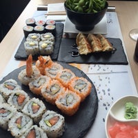 Das Foto wurde bei Sushi Store Express von Francis A. am 2/16/2016 aufgenommen