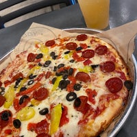 1/9/2020 tarihinde dean c.ziyaretçi tarafından Pieology Pizzeria'de çekilen fotoğraf