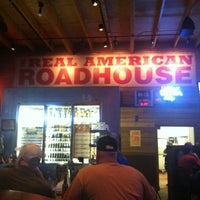 Photo taken at Logan&amp;#39;s Roadhouse by Kevin K. on 11/4/2012