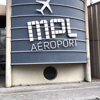 Foto tirada no(a) Aéroport de Montpellier Méditerranée (MPL) por Gyom 3. em 12/19/2021
