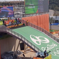 รูปภาพถ่ายที่ Centro Olímpico de BMX โดย Fernando A. เมื่อ 8/18/2016