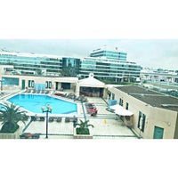 Photo taken at Al Bustan Rotana Hotel  فندق البستان روتانا by Tan N. on 3/21/2017
