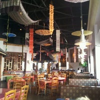 Foto diambil di Thai Thani Restaurant oleh Lawrence S. pada 7/20/2012